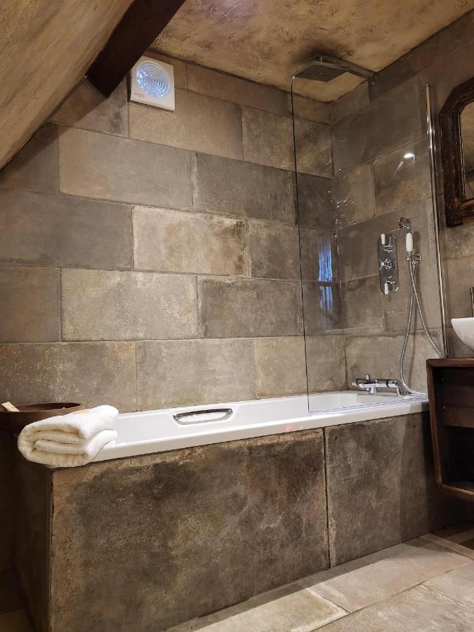 Familienzimmer mit Badewanne