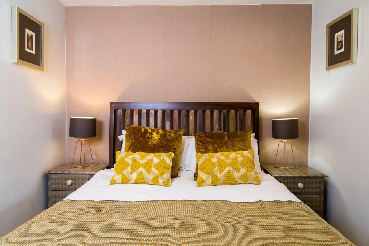 Superior One Bedroom Apartment (2-4 Adults) King Richards Snug