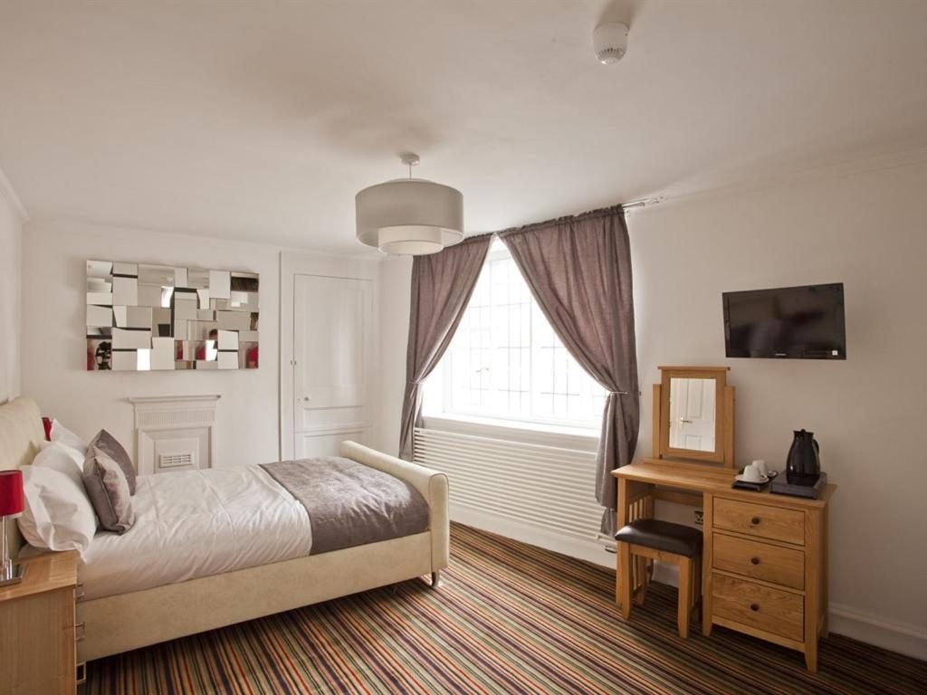 Dreibettzimmer