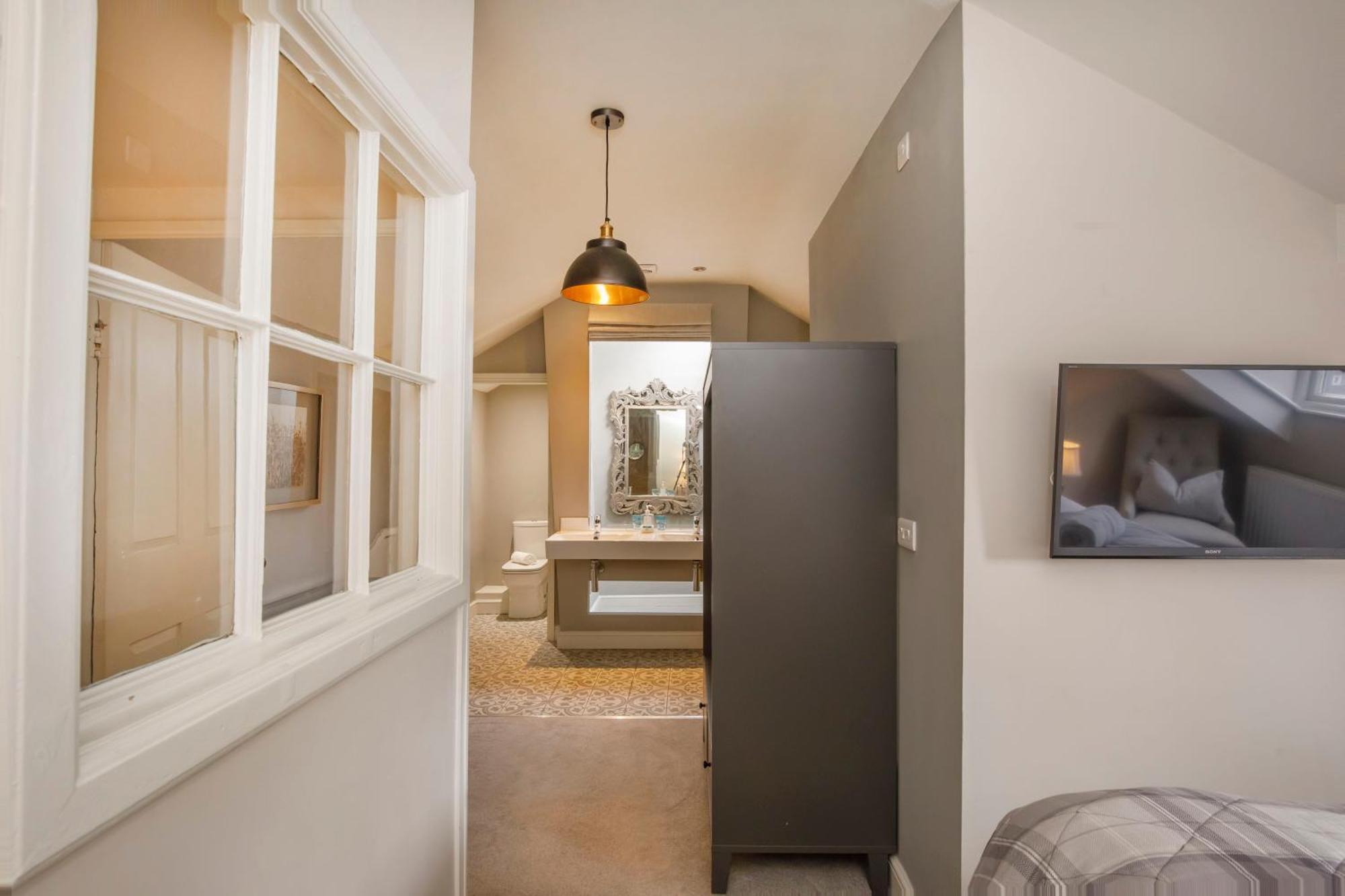 Three-Bedroom Townhouse