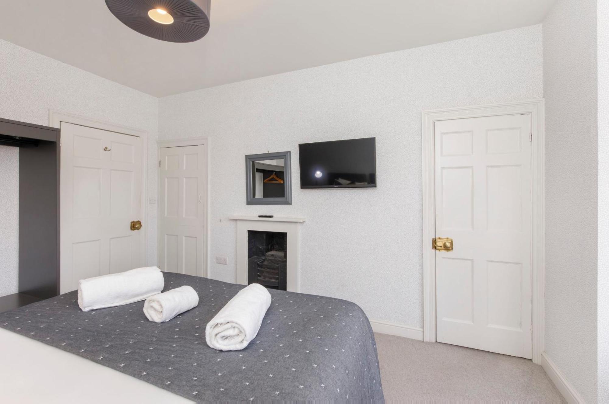Three-Bedroom Townhouse