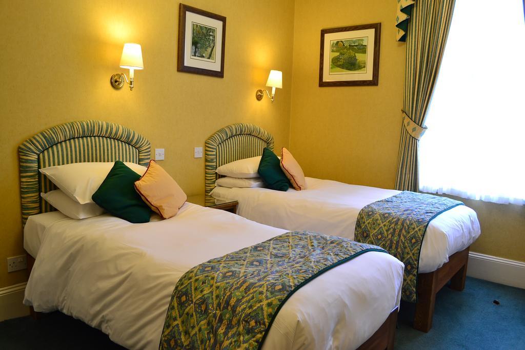 Small Twin Room