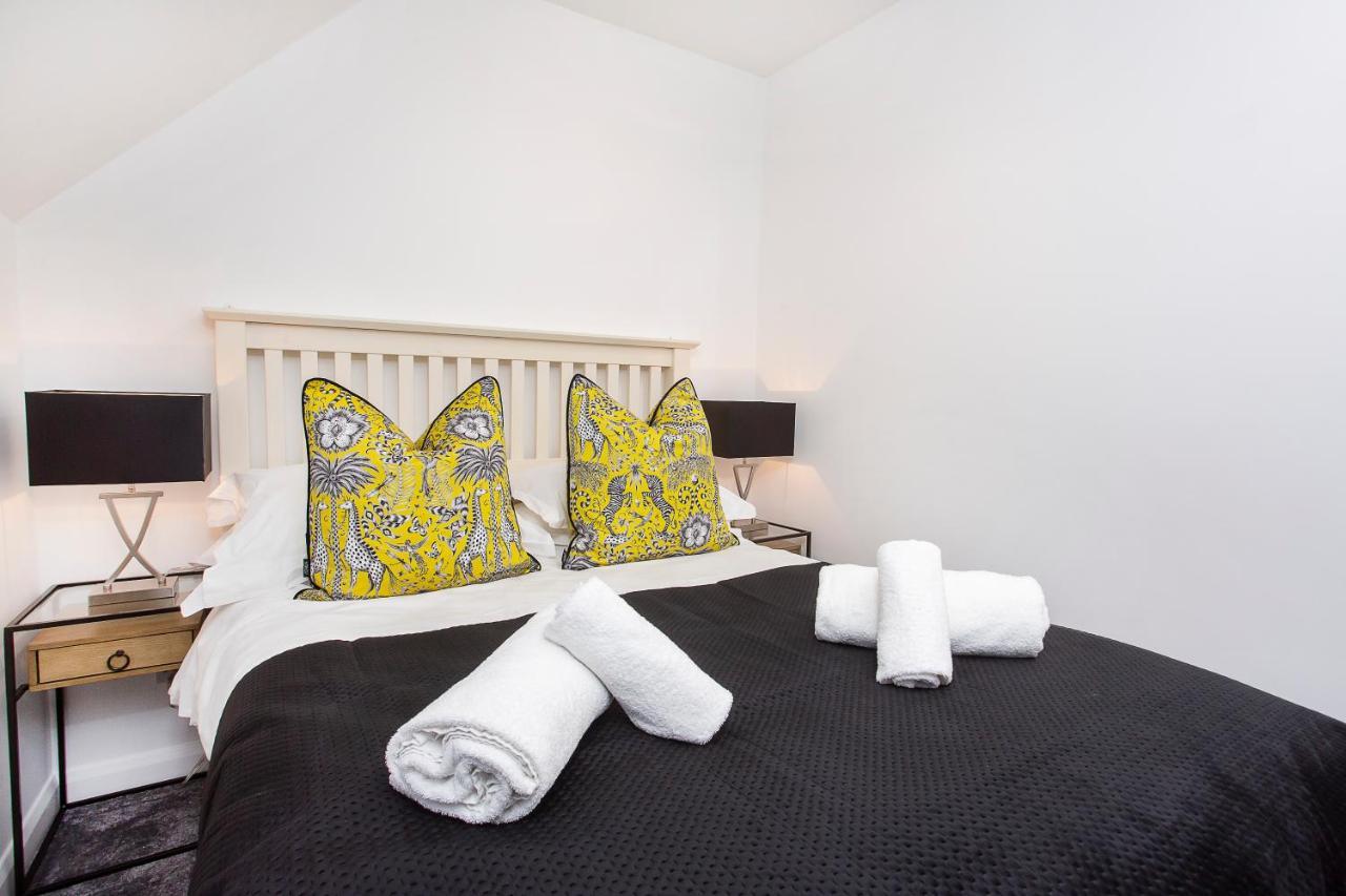 Appartamento con 2 Camere da Letto - Primo Piano