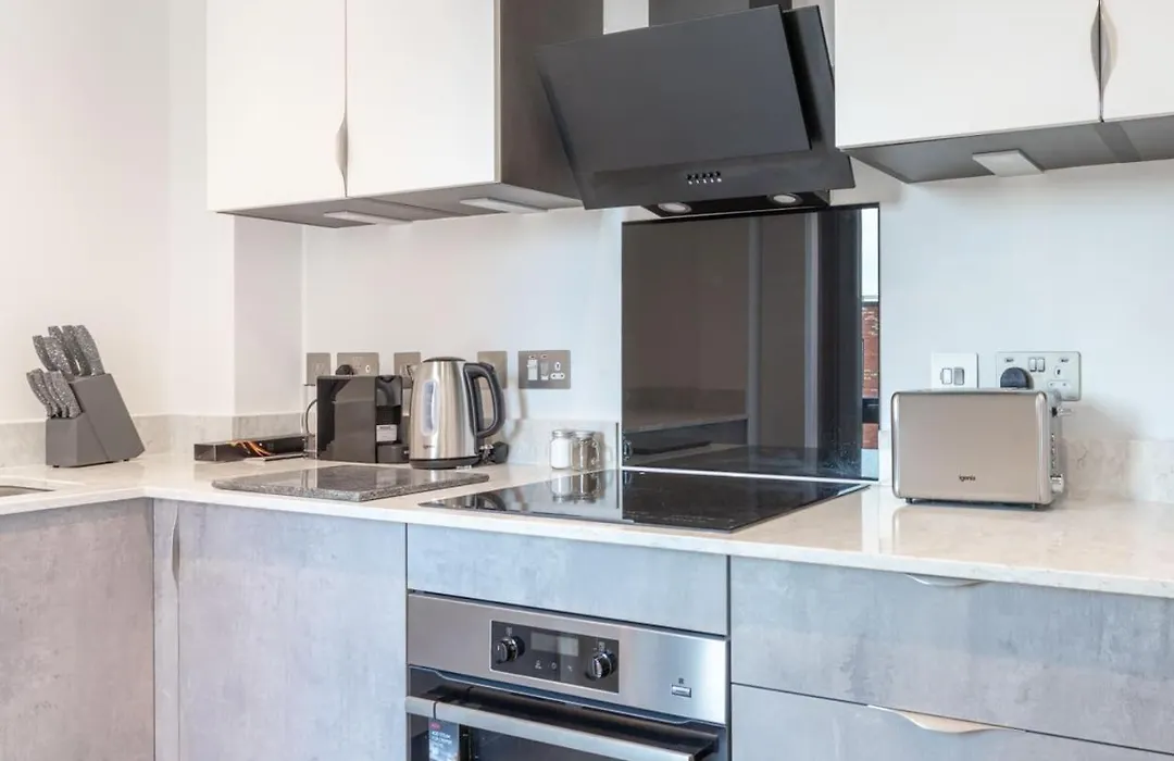 Stunning 1Br Apartment In The Heart Of York-1