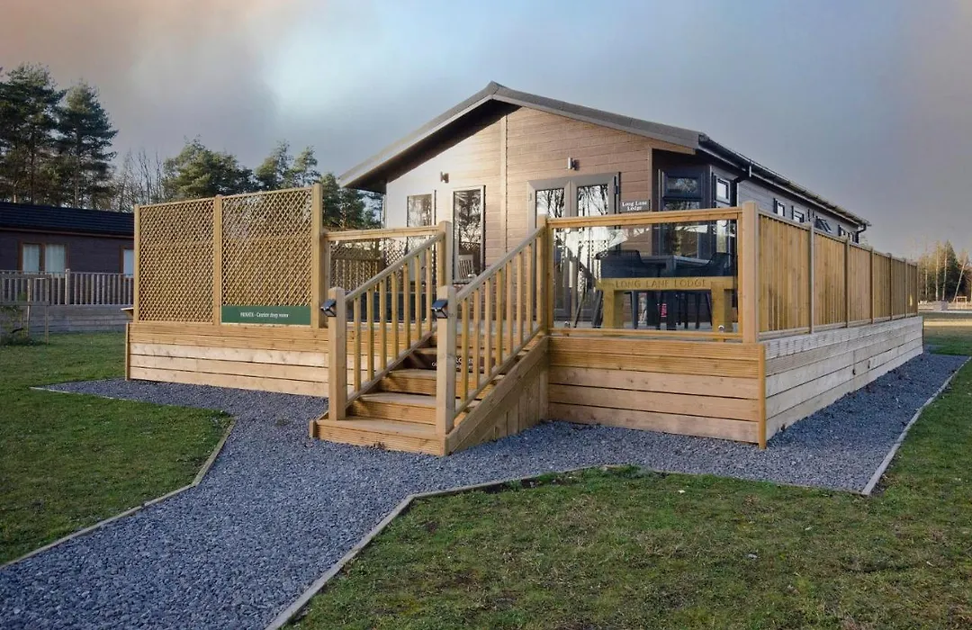 Hollicarrs - Long Lane Lodge-1