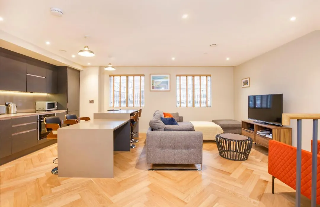 2 Bedroom Apartment At Hudson Quarter-1