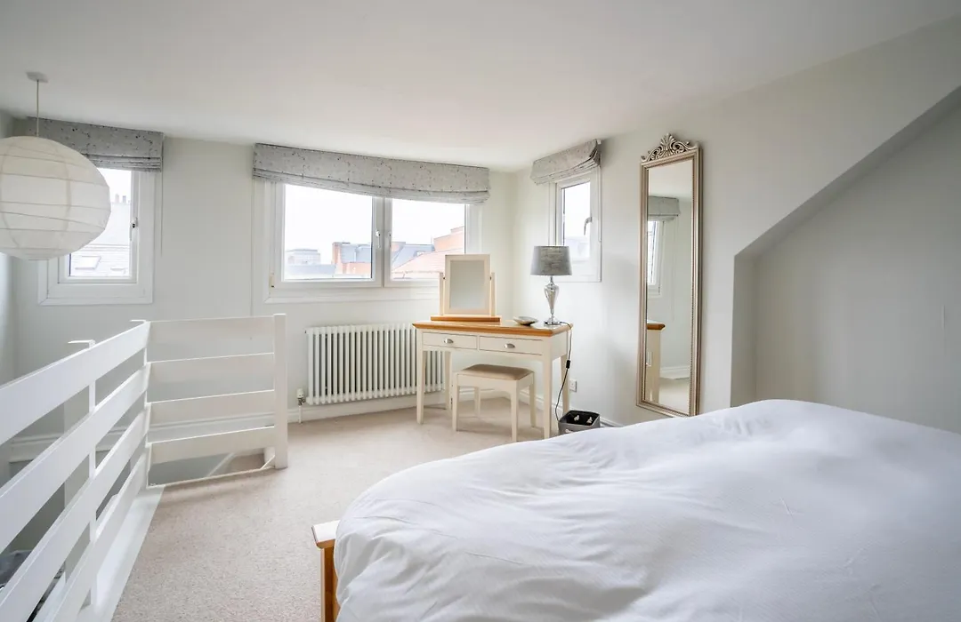 22 Buckingham Street-1