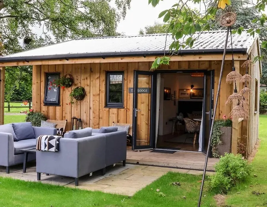 Meadows Lodge-1
