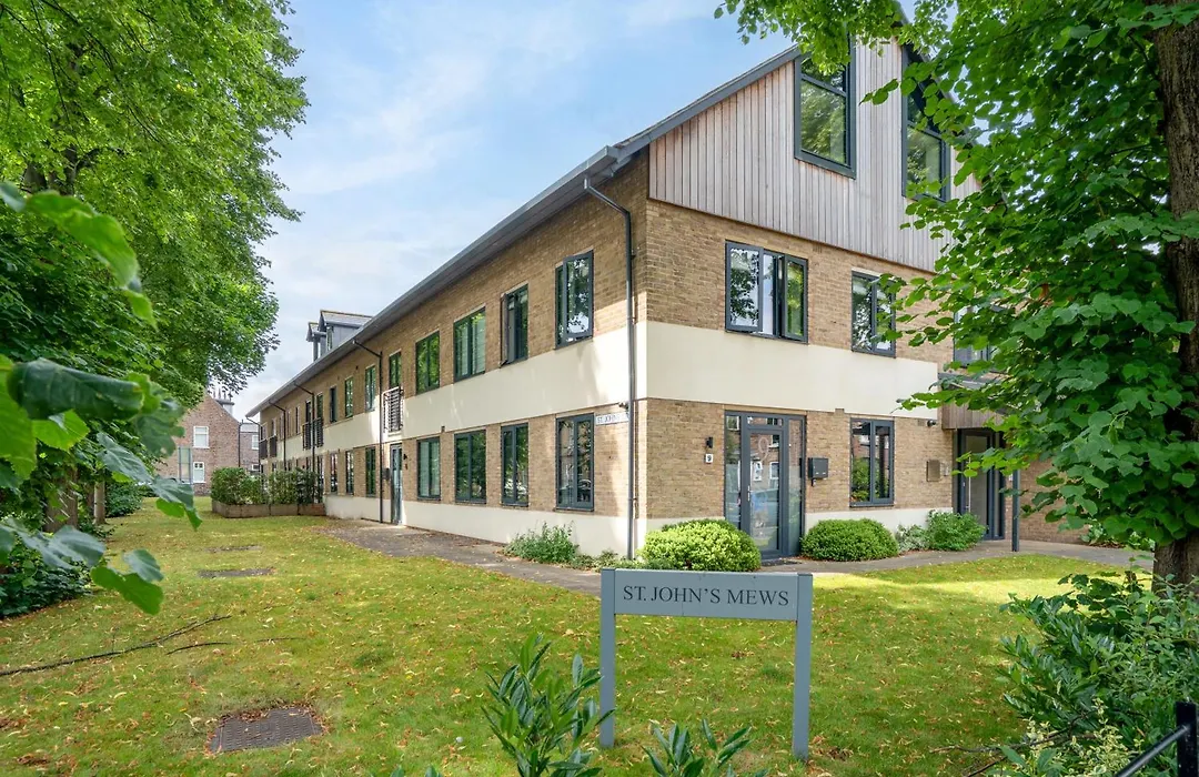 6 St Johns Mews-1