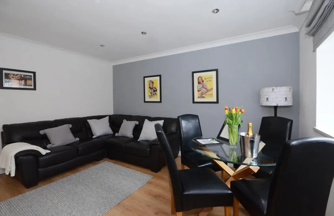 Apartment 5 In York-1
