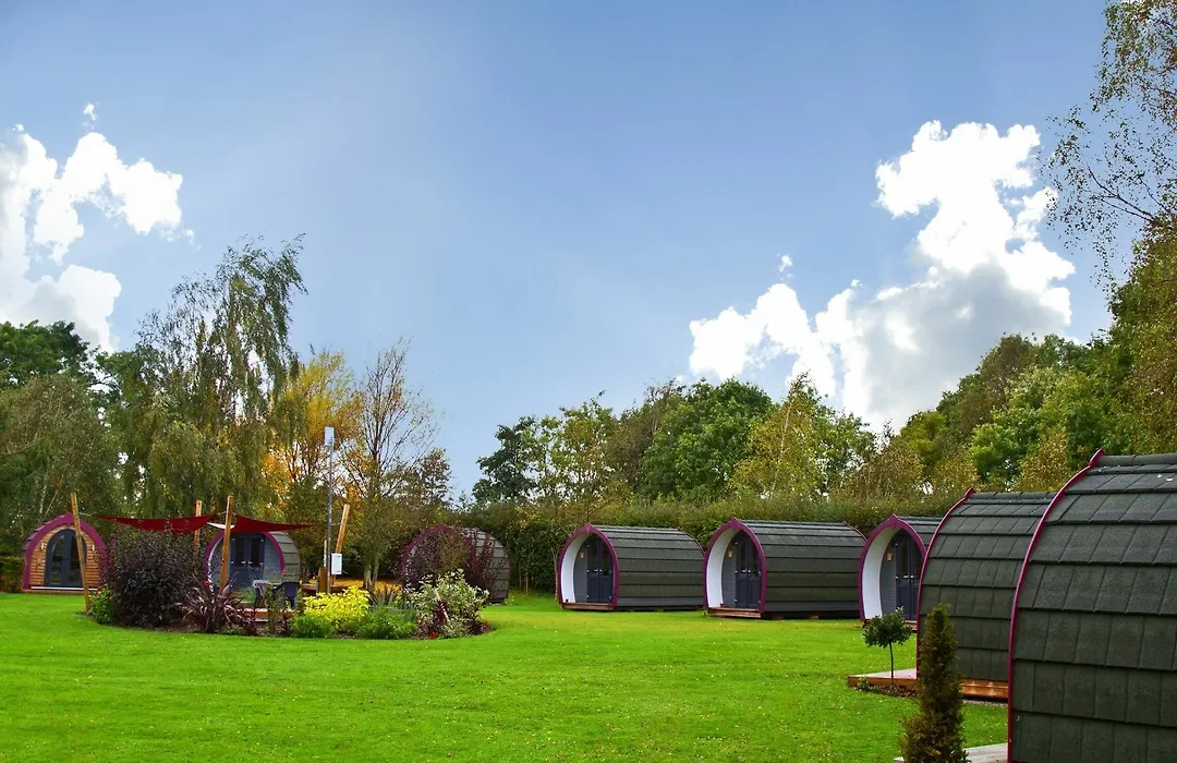 Glamping - York Holiday & Cycle Stop-1