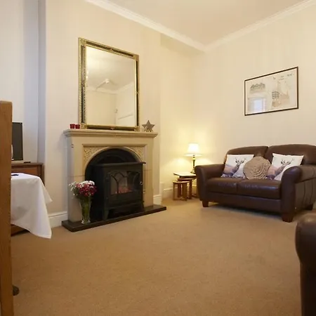 Chamber House-3