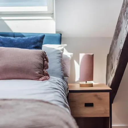The Tannery - 2 Bed 2 Bath Apartment With Parking-2