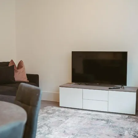 York Riverside Apartments-2