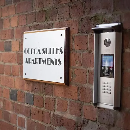 55 Cocoa Suites York, Free Parking Onsite-3