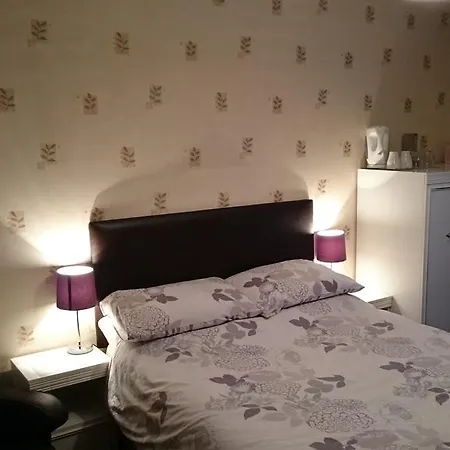 Moorland House-2
