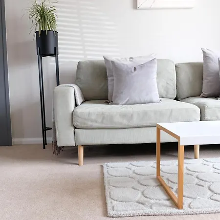 Chaloners, Free Parking, Large Garden, Close To York Races & City Centre-2