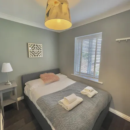 Monkbridge Mews-3