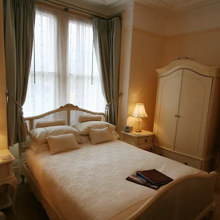 Barbican House-2