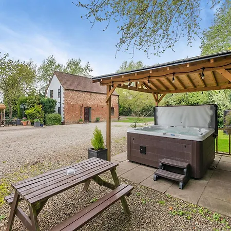 The Hayloft - 17238-2