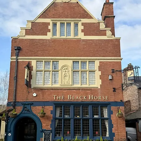 The Black Horse Inn-2