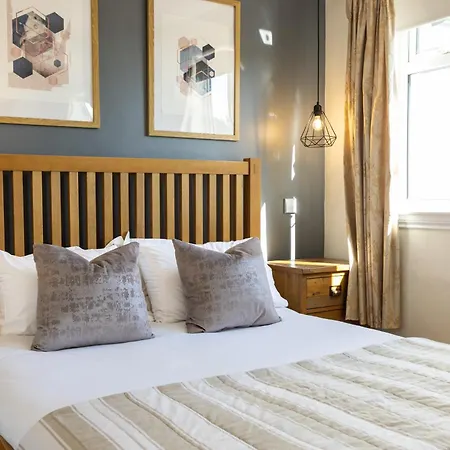 Deighton Lodge-3