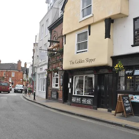 1 Ascot Mews - City Of York Holiday Home-2