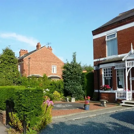 Heworth Guest House-2