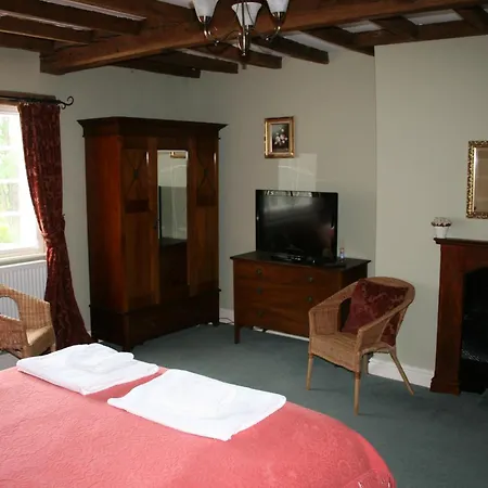 The Manor Guest House-2