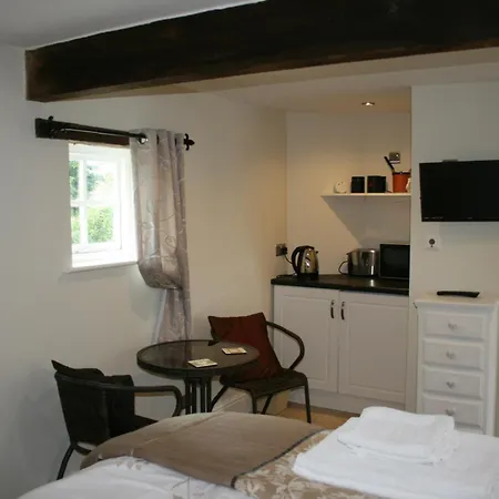 The Manor Guest House-3